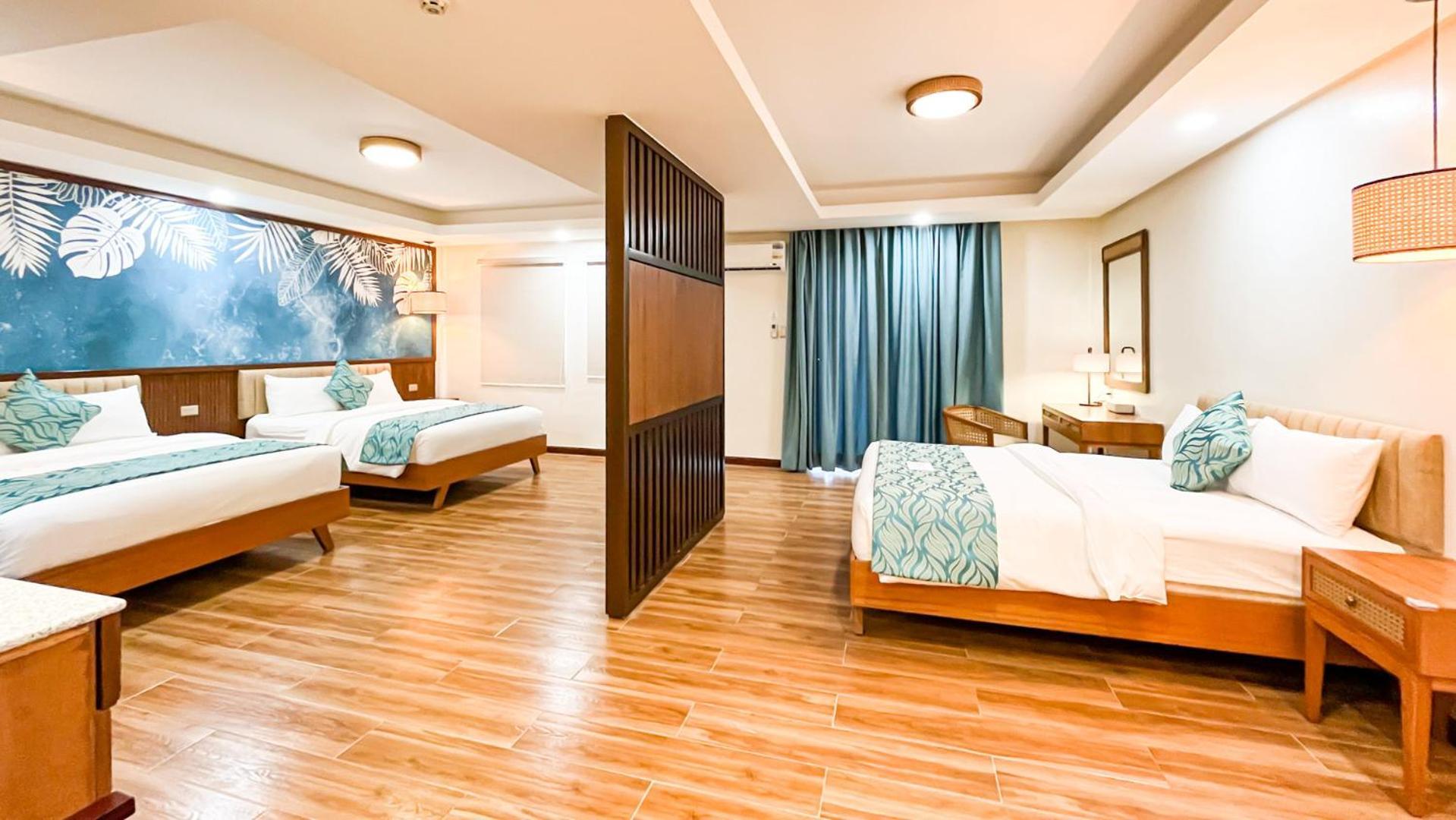 La Jolla Luxury Beach Resort Bagac Dış mekan fotoğraf
