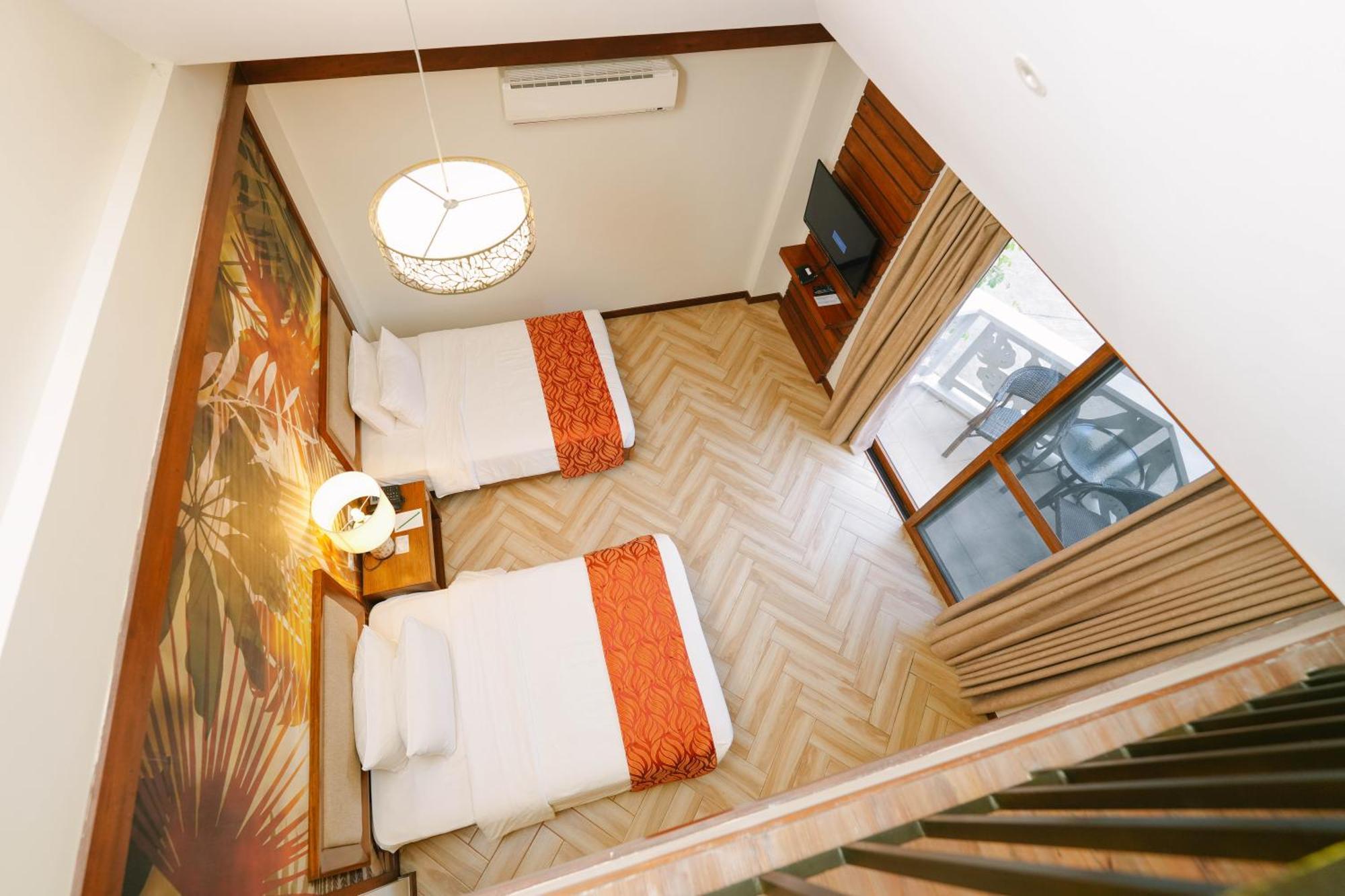 La Jolla Luxury Beach Resort Bagac Dış mekan fotoğraf