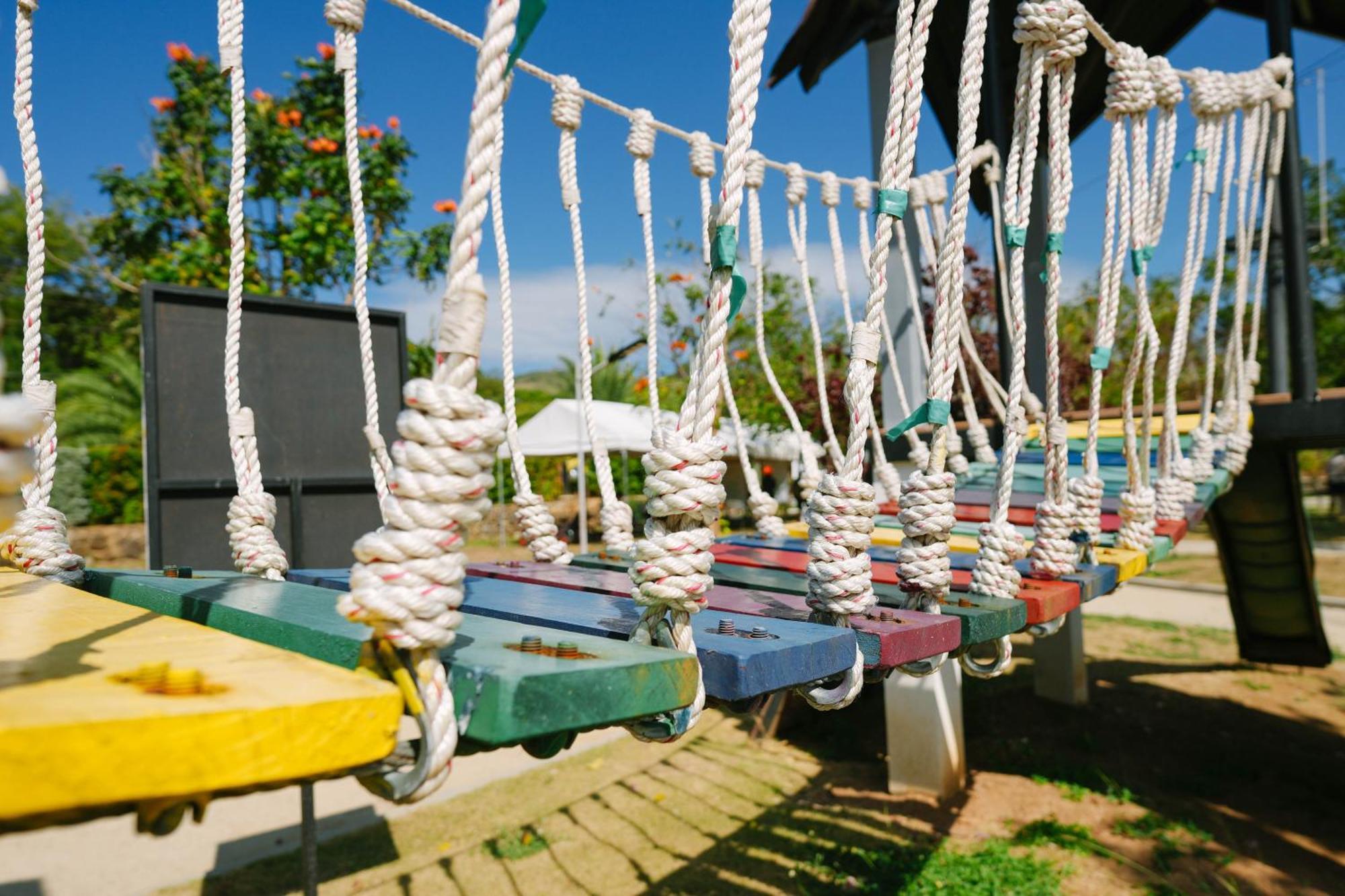La Jolla Luxury Beach Resort Bagac Dış mekan fotoğraf